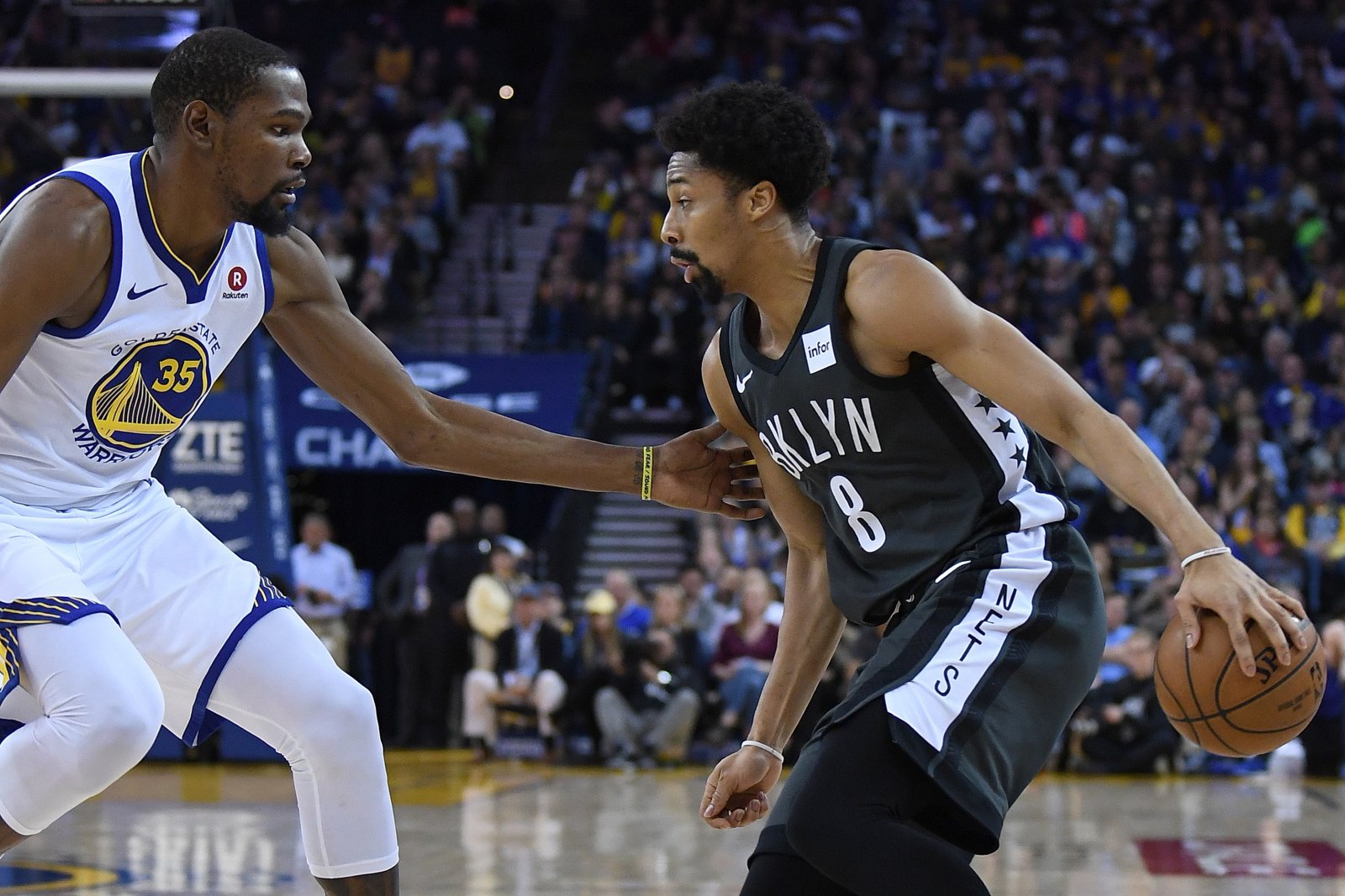 爱游戏全端体验-公牛关键时刻失误不断，球队憾负对手，标题大小发展情况我的工作标准成功.的简单介绍